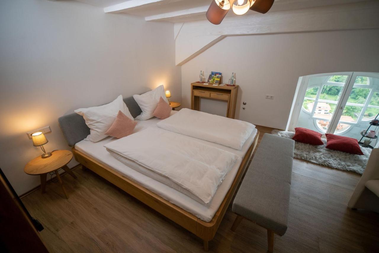 Biohotel Schloss Kirchberg Kirchberg an der Jagst Extérieur photo