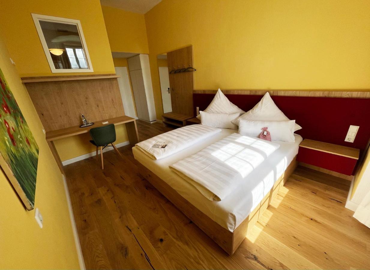 Biohotel Schloss Kirchberg Kirchberg an der Jagst Extérieur photo